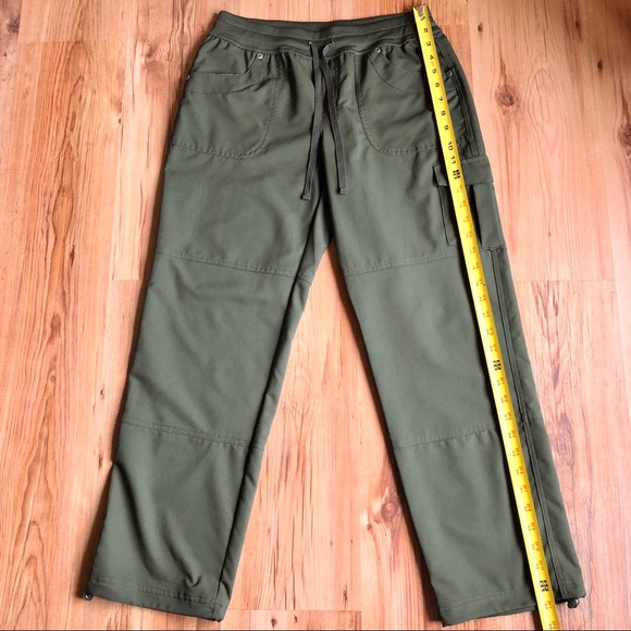 NEW ST. JOHN’S BAY Active Hiking Pants Green Petite XS Women’s NWOT - Picture 6 of 13
